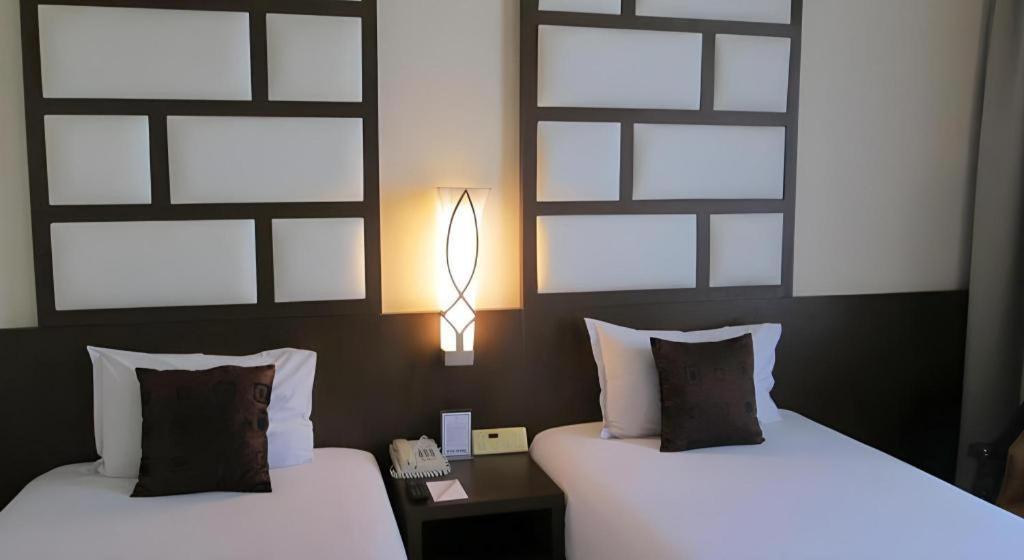Kedaton Hotel Bandung Extérieur photo